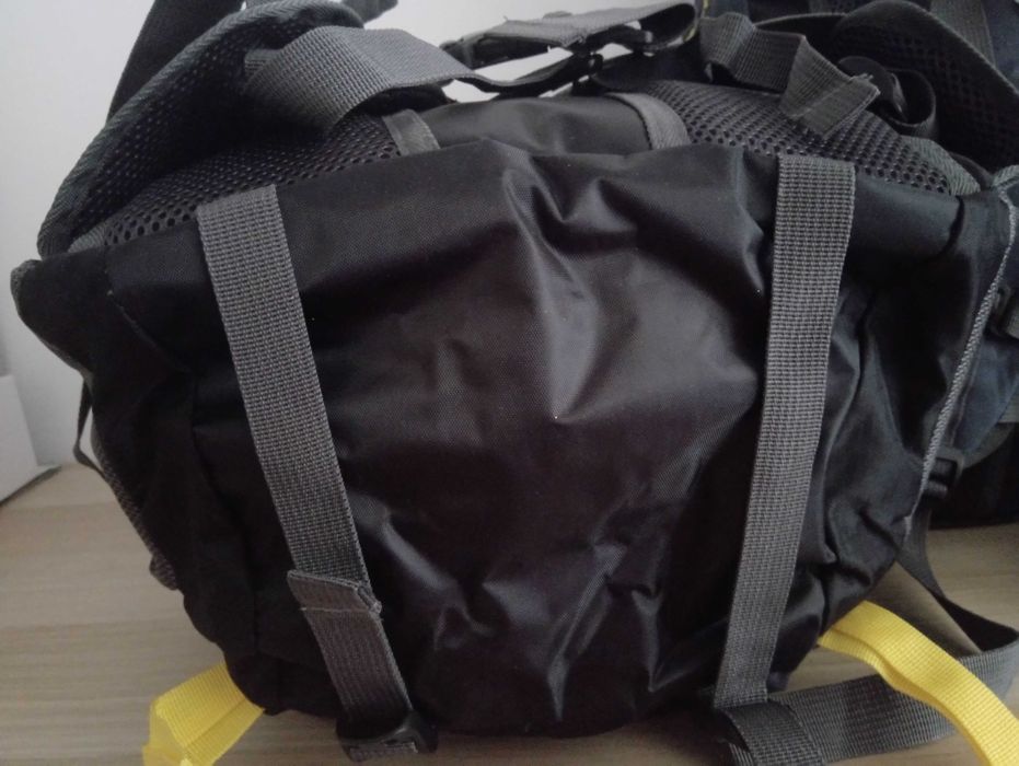 Granatowo-szary plecak turystyczny Terra HiMountain 55x33x20cm poj.35L