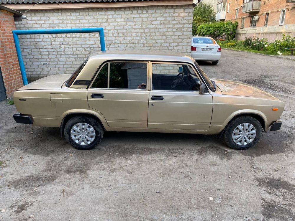 Продам ВАЗ 21053