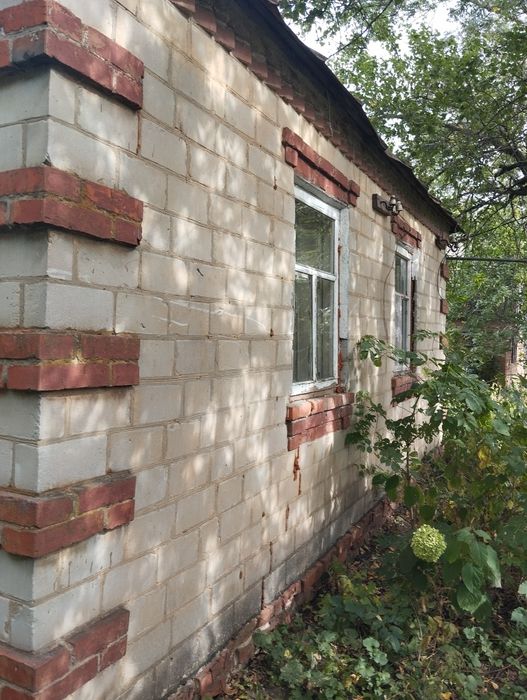 Продам дом в Нововодолажском районе рядом с Водолагой