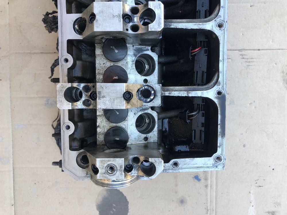 Головка 1.9 tdi насос форсунка 038 130 373 R Awx bxe bkc Bls bjb bpw