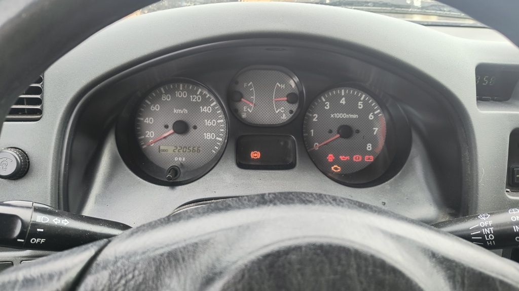 Toyota RAV4.  Napęd 4x4.