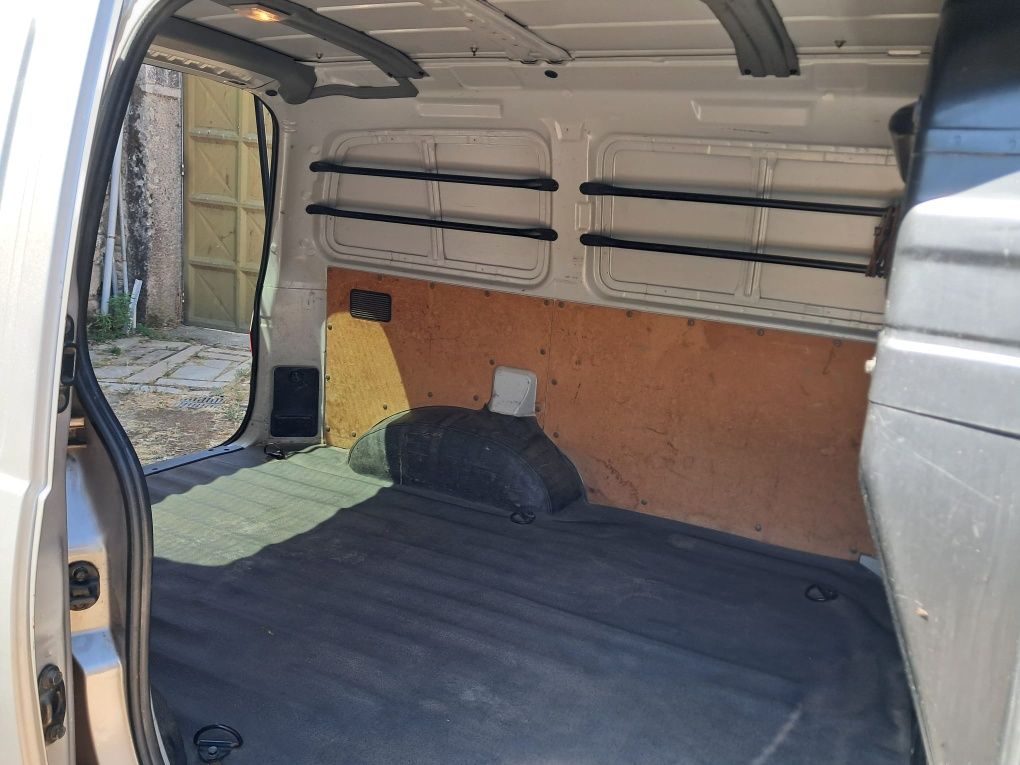 Hyundai H1 2003 2.5turbo