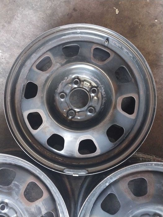 R 17  dodge   5*114,3    6,5 j   ET 39   dia 67. Ціна за 4 шт. 6800.