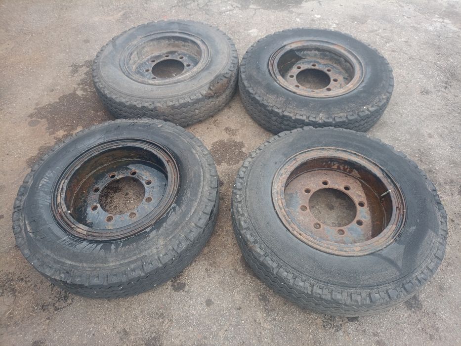 Koła komplet 825-20