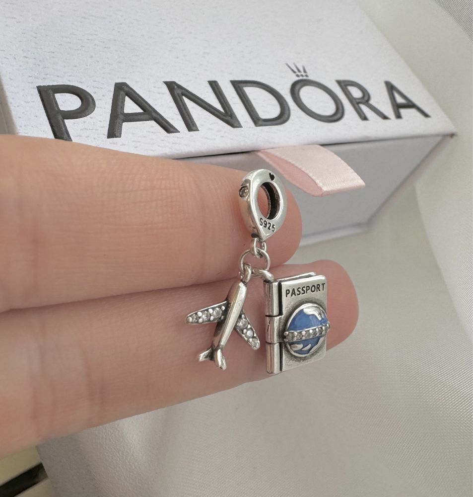 Серебряный шарм pandora s925 паспорт самолет