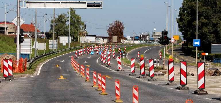 Projektowanie stałej oraz tymczasowej organizacji ruchu