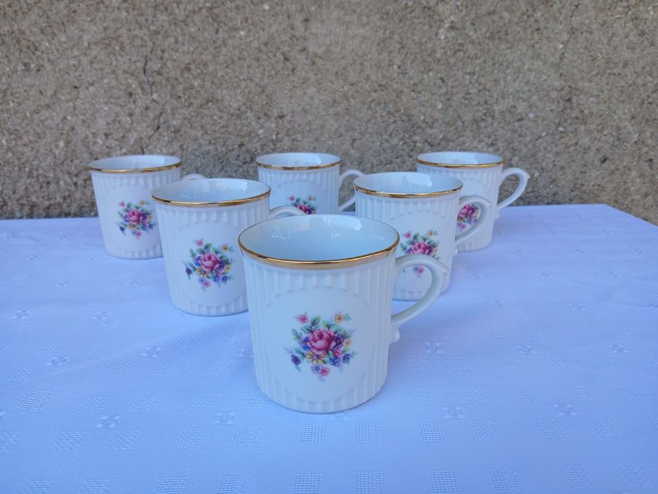 Горнятка кружки чашки Чехословакия Мейсенский букет посуда фарфор