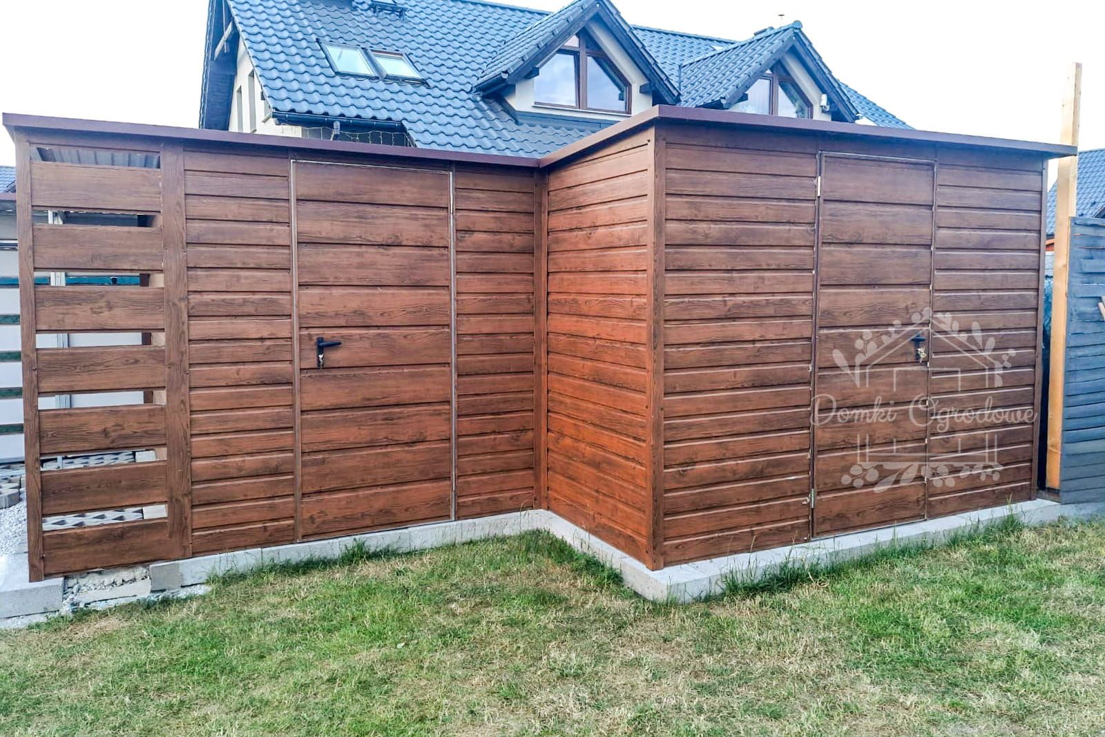 Schowek Domek Ogrodowy 5x5 Wiata 2 drewnopodobny Dach Spad w tył ID571