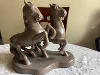 Figura konie na cokole Józefów Czeladź