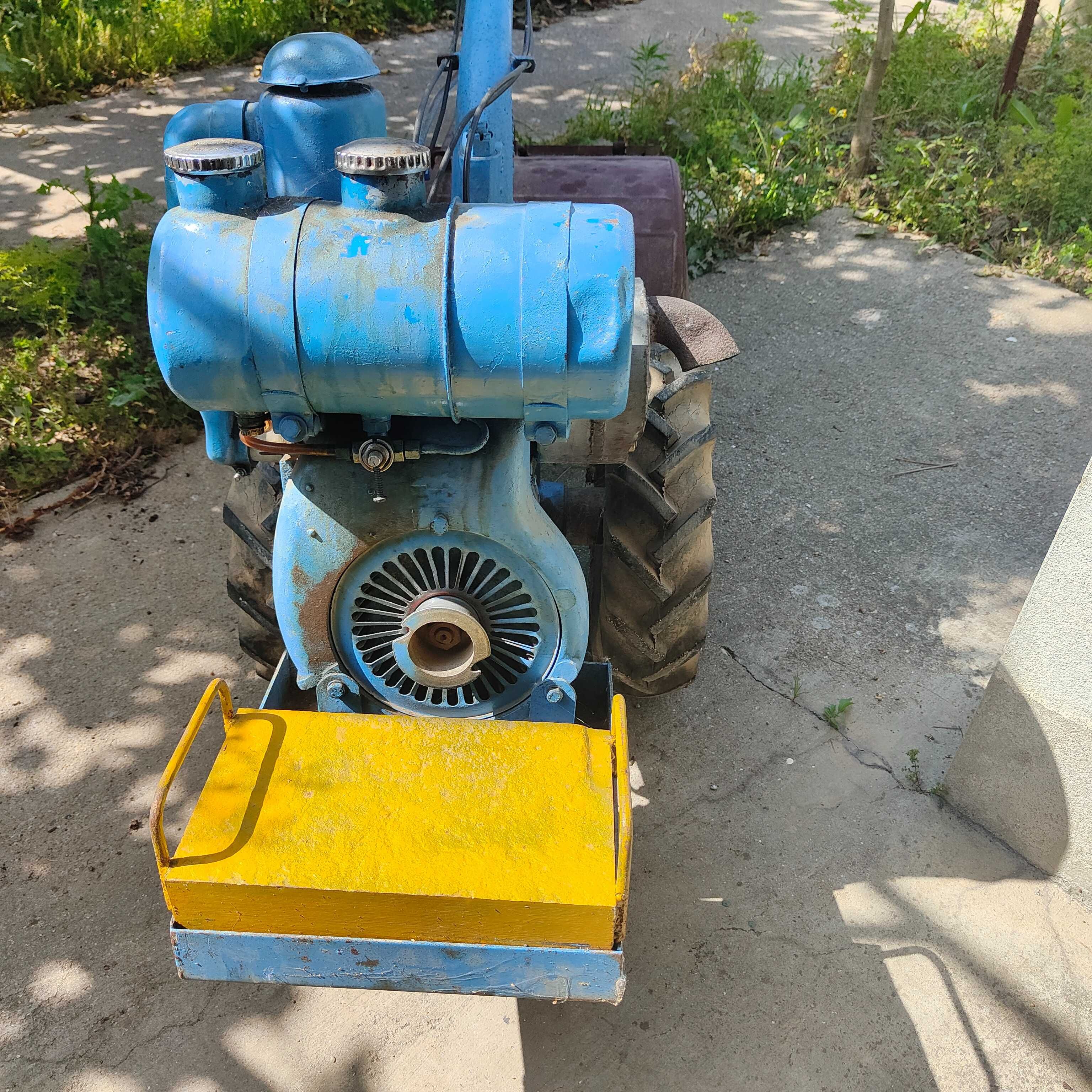 motocultivadora a gasolina