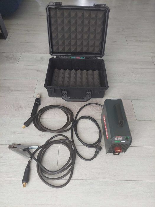 Spawarka inwertorowa PATON ECO - 250 MMA 230V