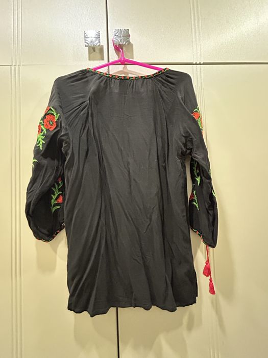 Вишиванка сіра, чорна