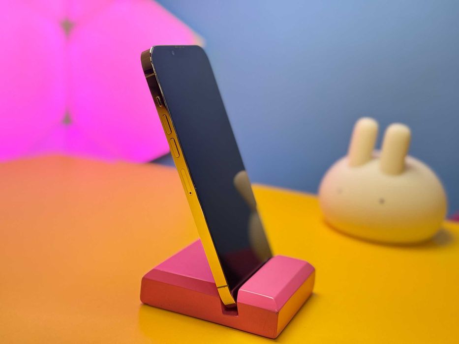 Смартфон Apple iPhone 13 Pro Max 128GB Gold (148790) Б/У З ГАРАНТІЄЮ
