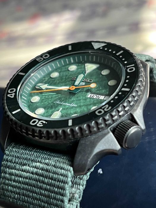Годинник  Seiko SRPD77K1  (спортивно-дайверська серія)