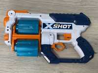 Нерф X-shot дванадцять патронів