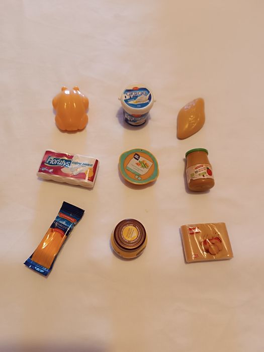 Lote 9 miniaturas. Artigos casa para brincar ou colecionar