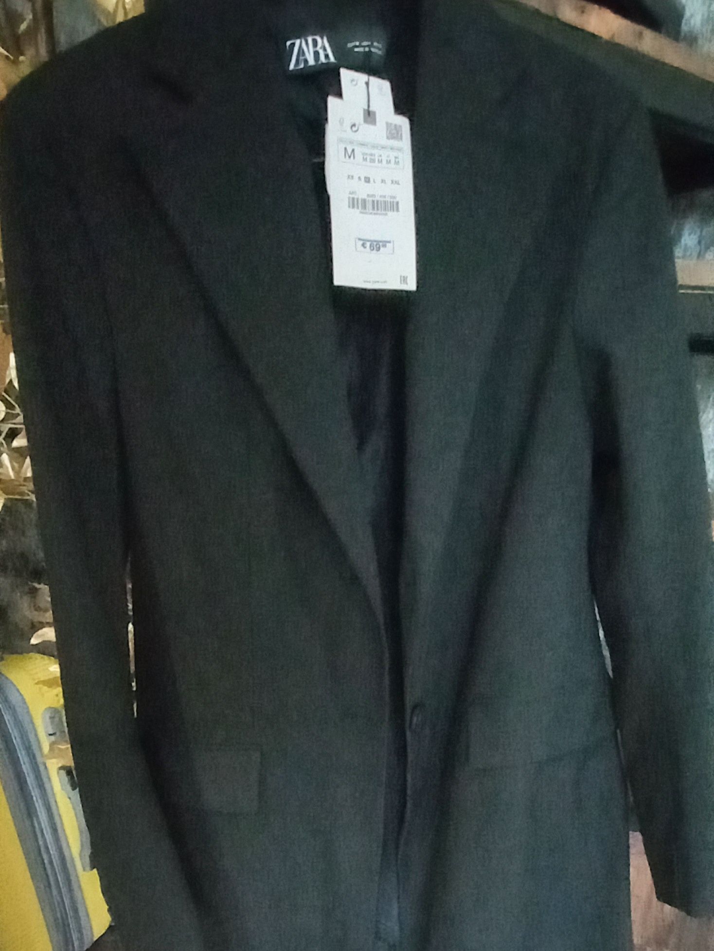 Піджак-сюртук Zara.