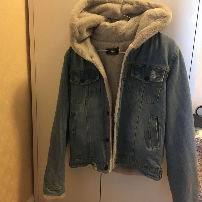 Куртка джинсова жіноча