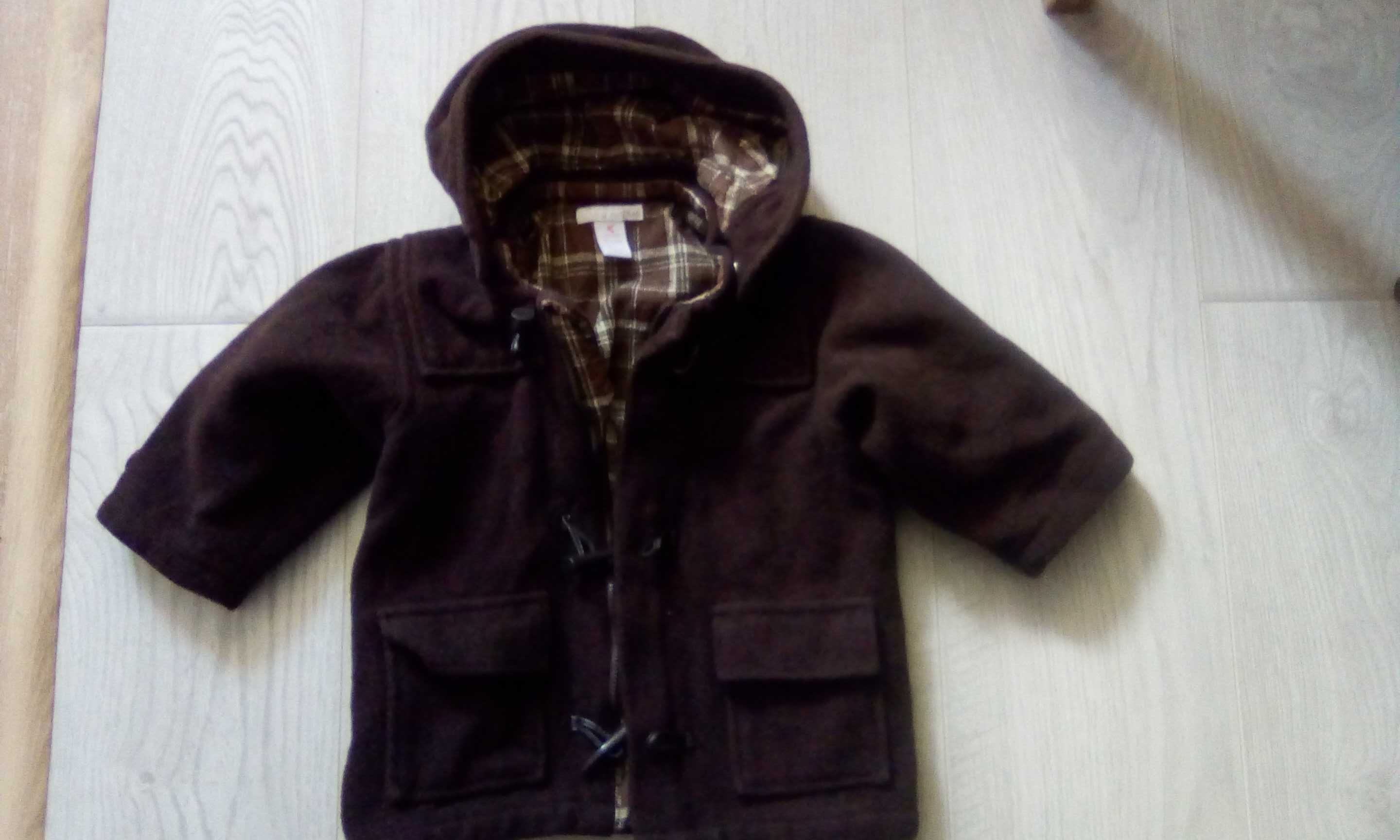 Пальто фирмы H&M для мальчика на 12_18 месяцев