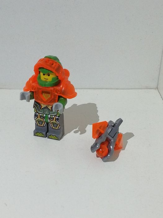 Lego NEXO Knight Figurki Stan Bardzo dobry OPIS Cena do negocjacji.