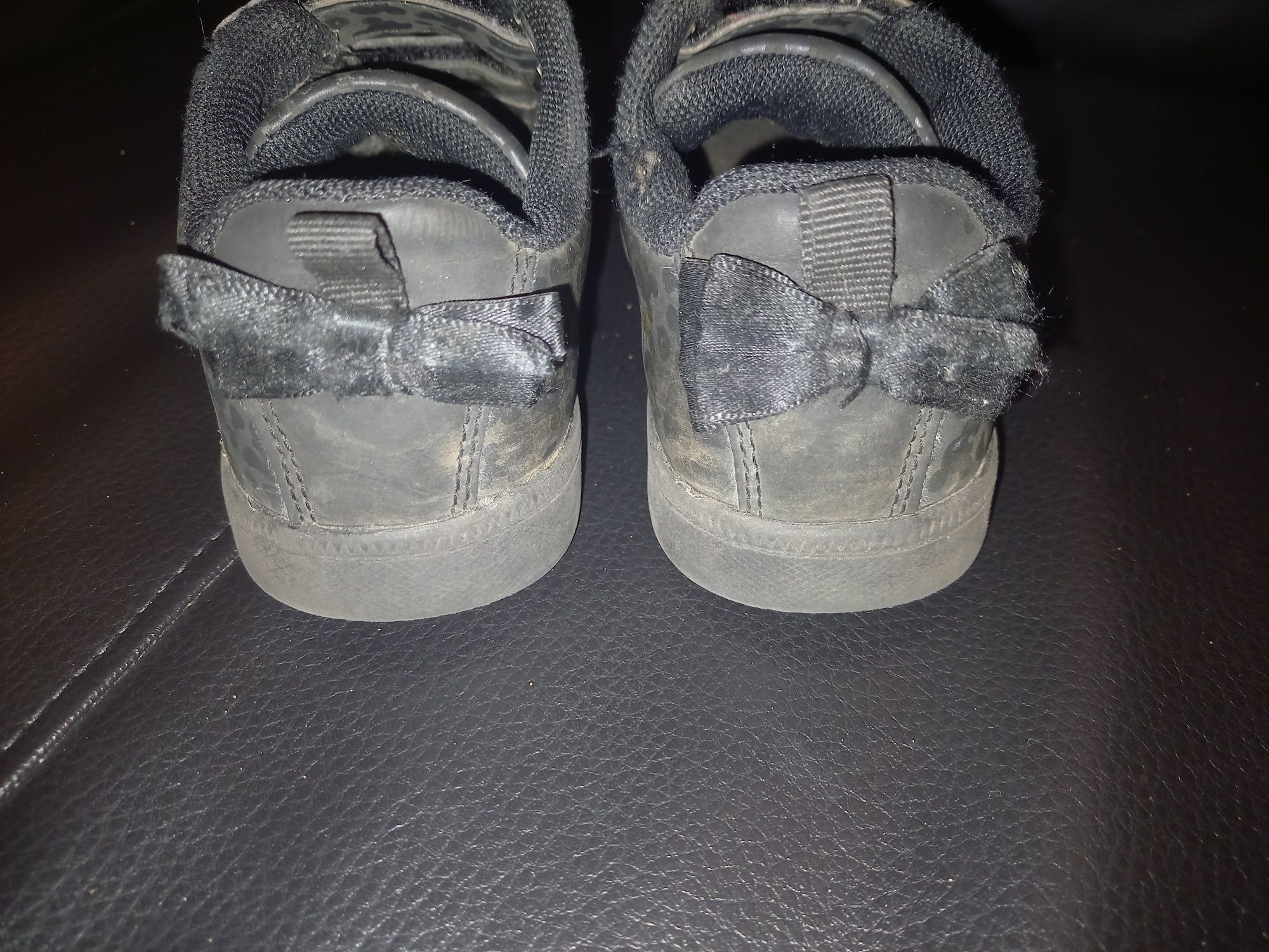 Buty dla dziewczynki rozmiar wkładki 16 cm