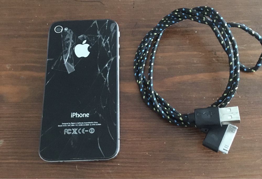 Apple iPhonie A1332 na części dla kolekcjonera