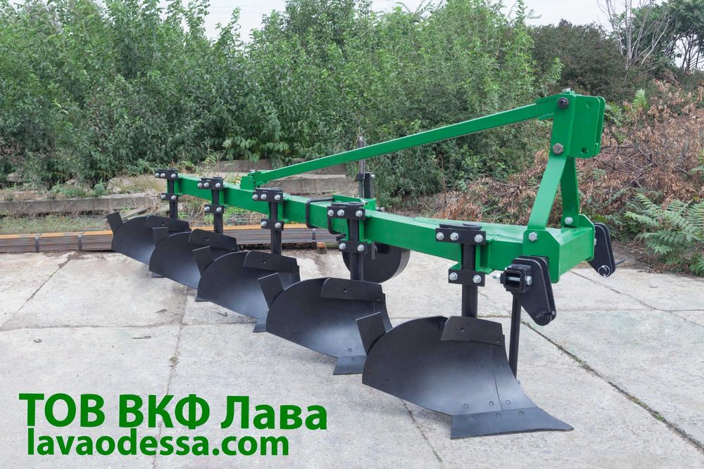 Плуг ПБЛ 5-40 А на високих круглих стійках. Виробник.
