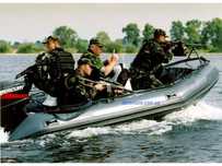Човен лодка 4м adventure +yamaha 15hp + лафет