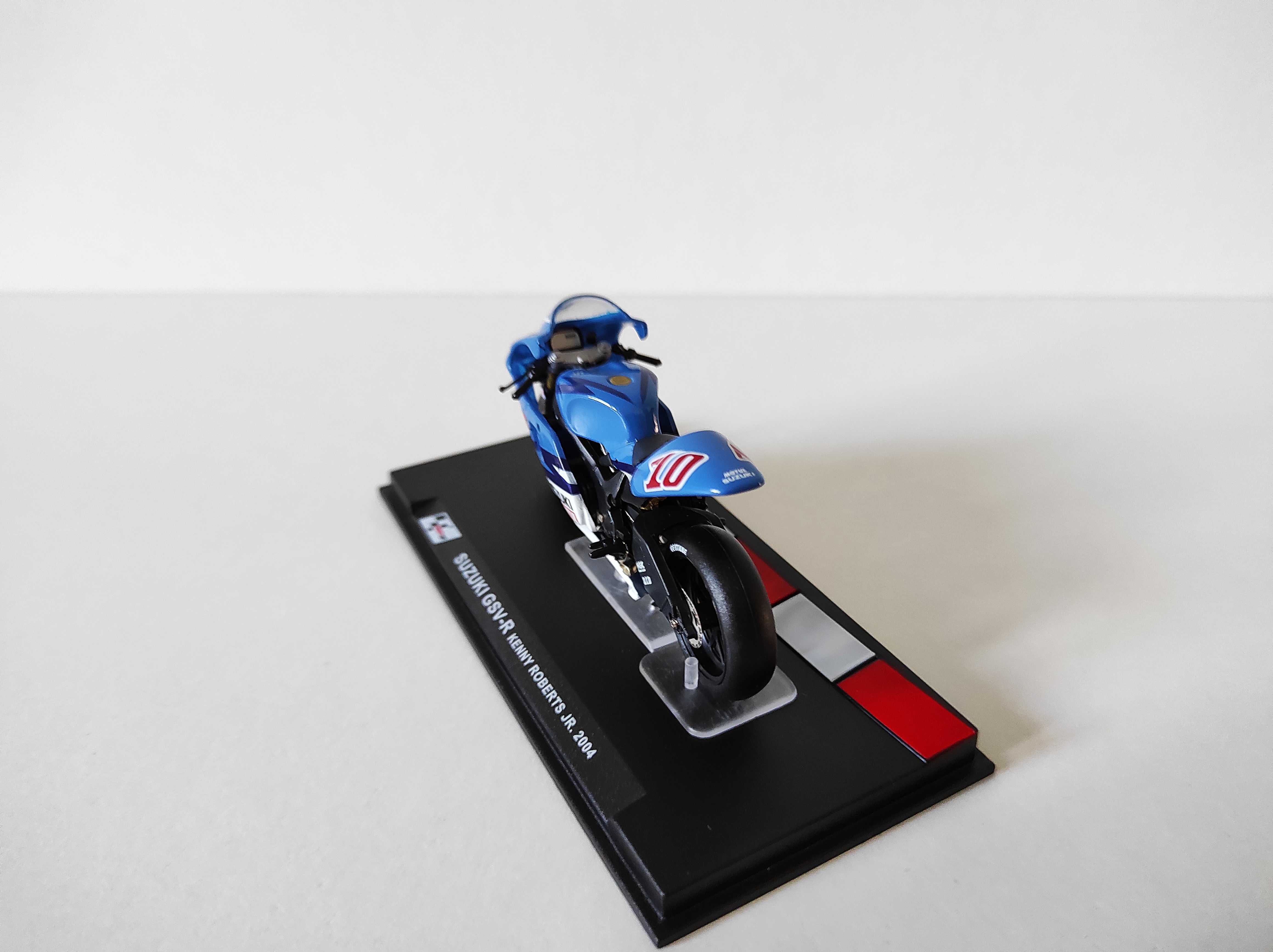 Suzuki GSV-R Kenny Roberts Junior 2004 Moto GP 1:24