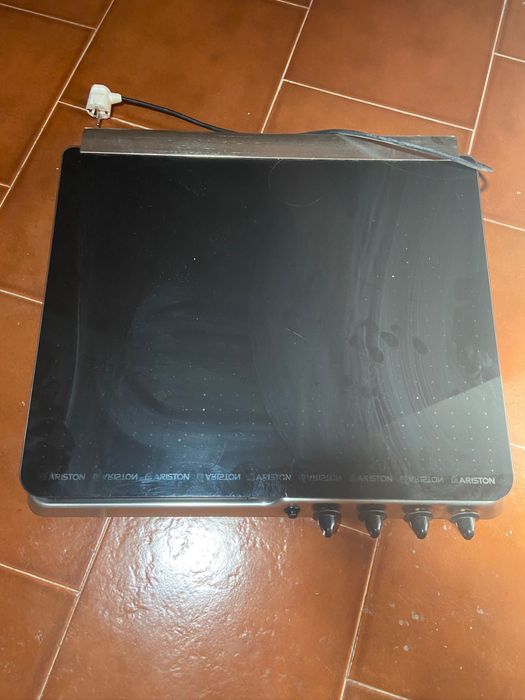 Placa de gás Ariston PF640A