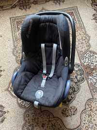 Детское автомобильное кресло Maxi cosi