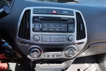 PANEL ŚRODKOWY RAMKA RADIA I20 I LIFT 84740-1J640RA5 HYUNDAI 2012-2014