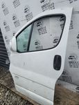 Передня ліва дверка трафік віваро Trafic vivaro замок ручка
