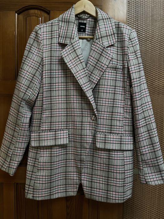 Жіночий піджак у рожево-сіру клітинку | Стильний, елегантний, розмір M