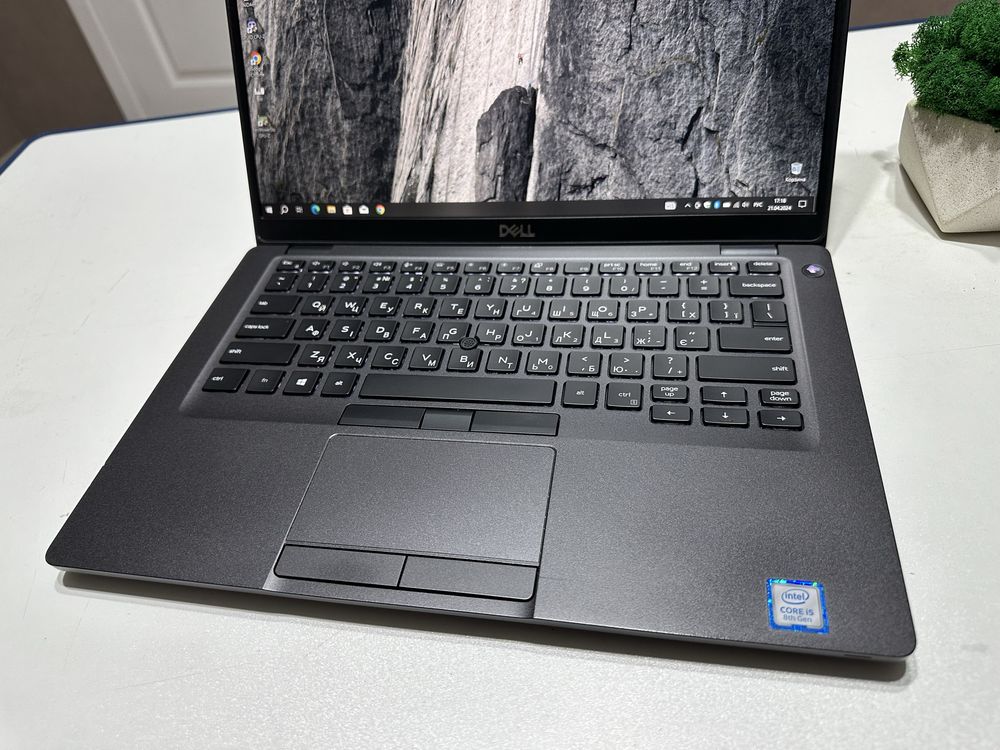 Dell Latitude 5400 14"FHD IPS|i5-8365U 8Core| 8Gb DDR4 |SSD 256Gb PCI