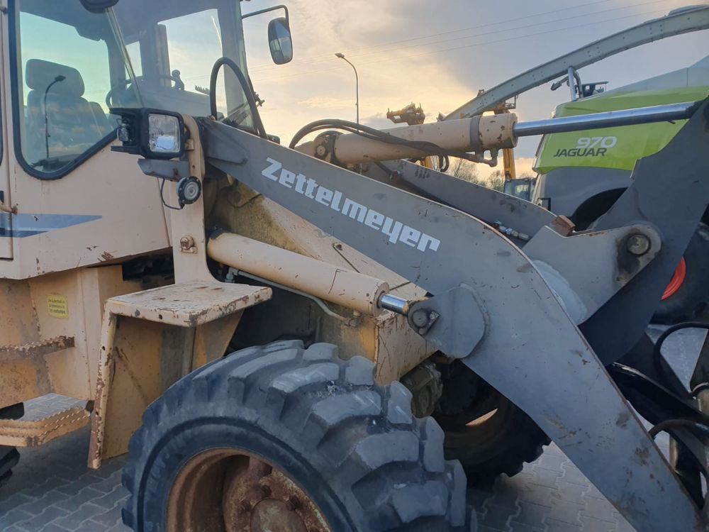 Ładowarka Zettelmeyer ZL 802