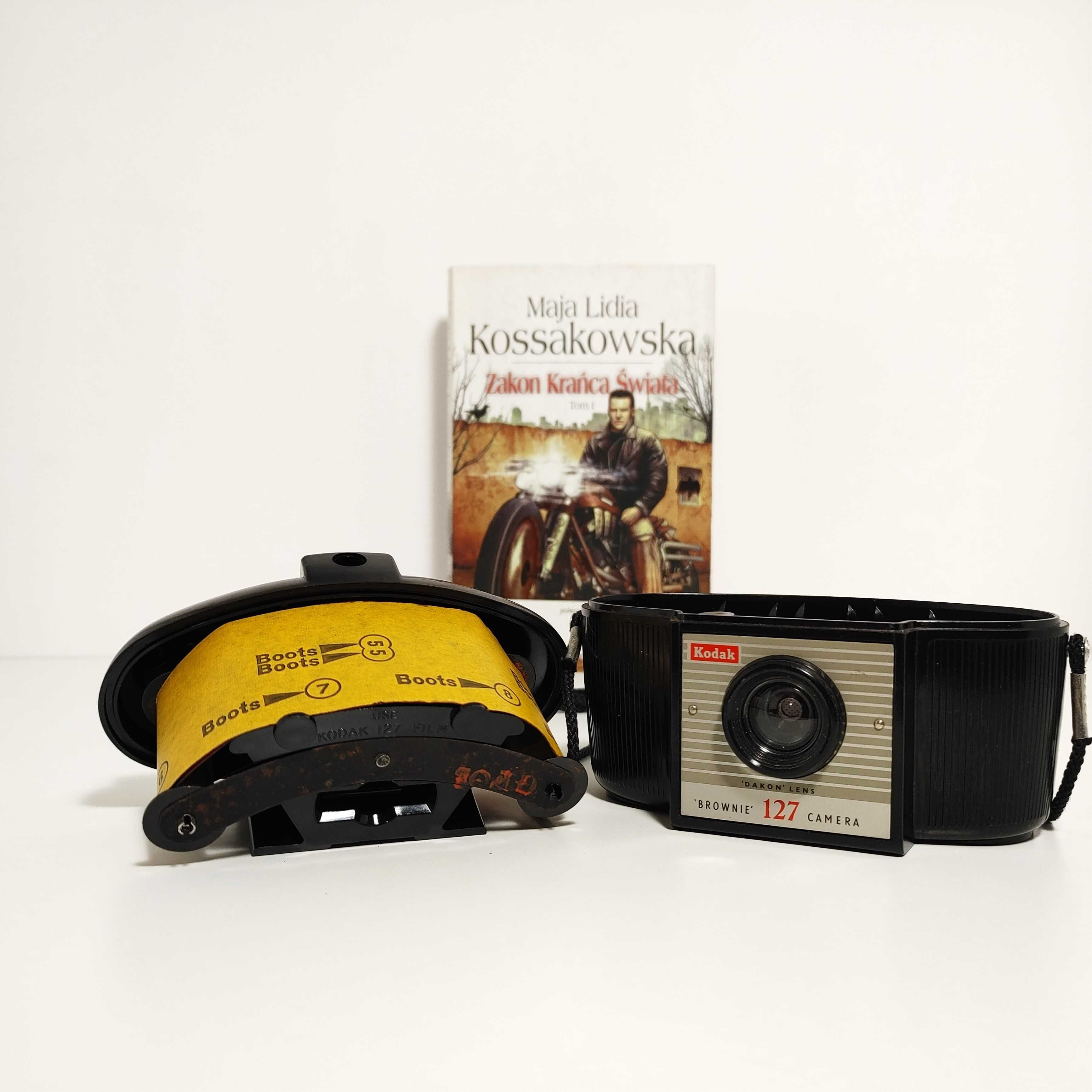 Aparat fotograficzny z 1952 roku Kodak Brownie 127 - Box camera