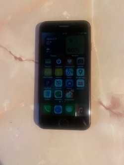 iPhone SE 2022 stan bdb