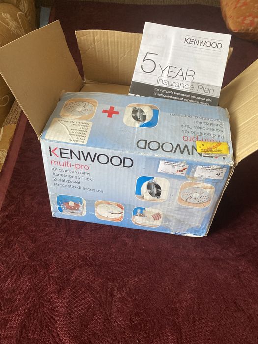 Продам новый набор насадок к комбайну кухонный