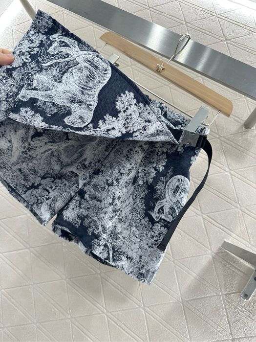 Костюм жіночий Christian Dior спідниця шорти кофта куртка диор діор