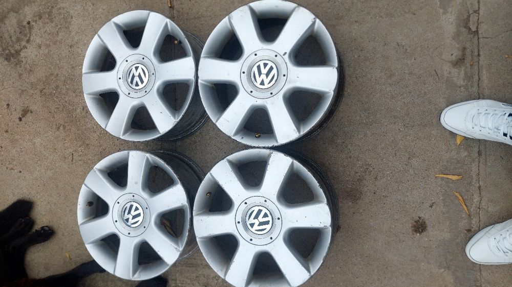 Продам диски Volkswagen r16