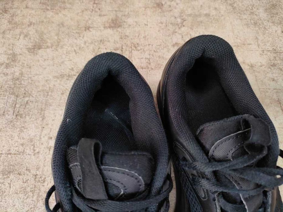 Кросівки Nike Air Max Bolt р-38 оригінал кроссовки найк черные