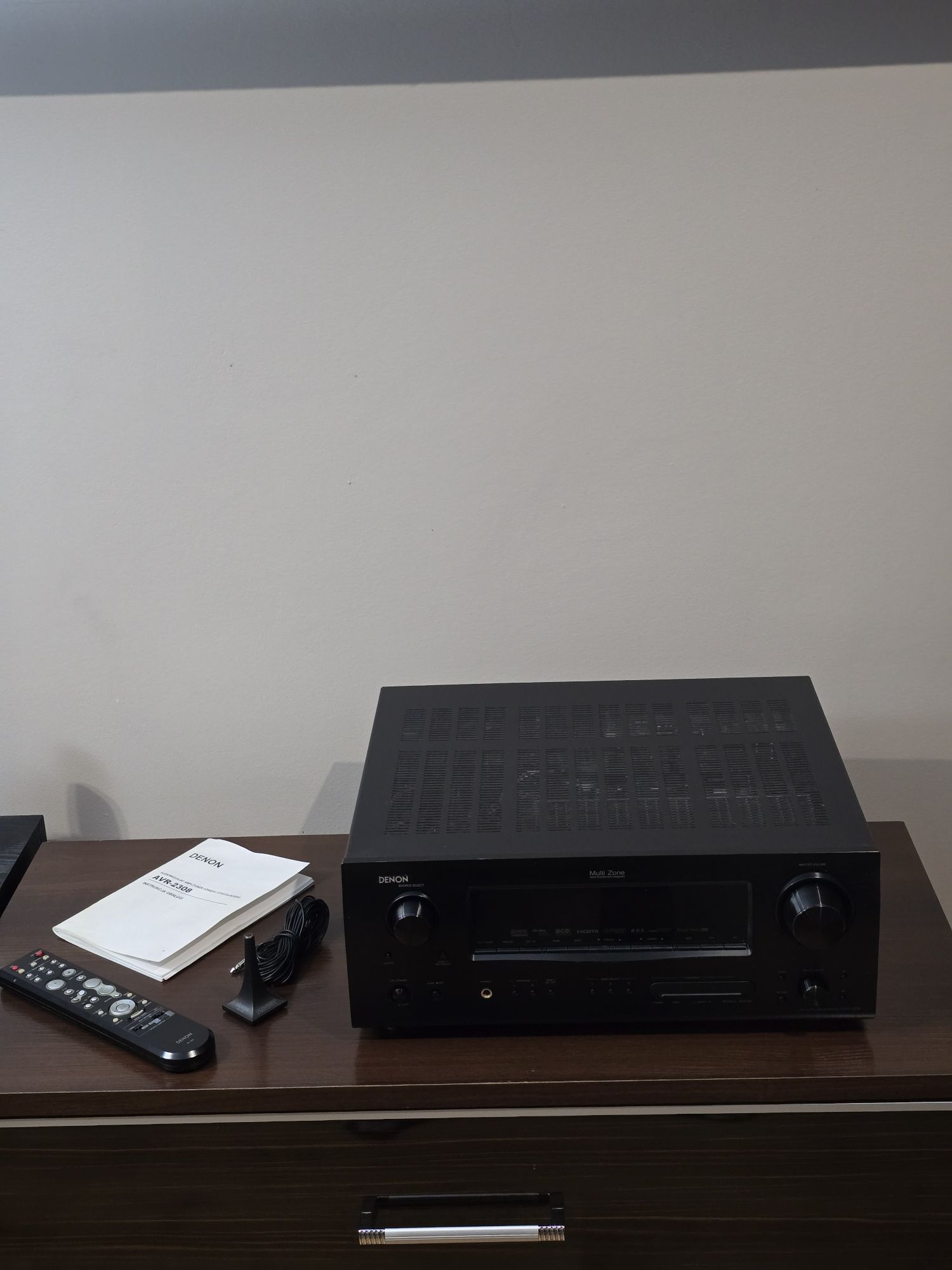 Amplituner Denon AVR2308