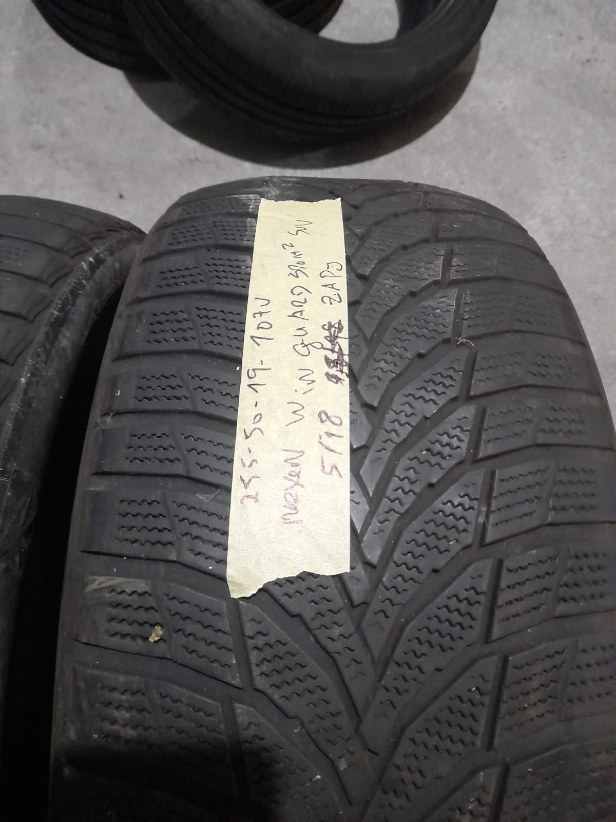 2 pneus 255/50R19 Nexen