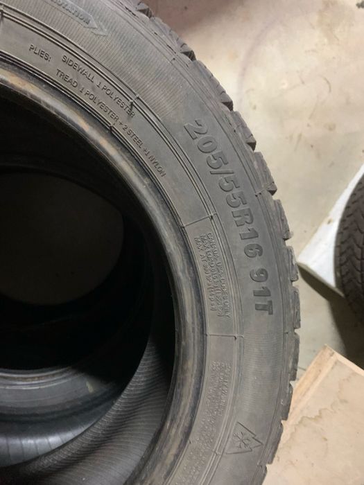 Продам зимову гуму в хорошому стані.