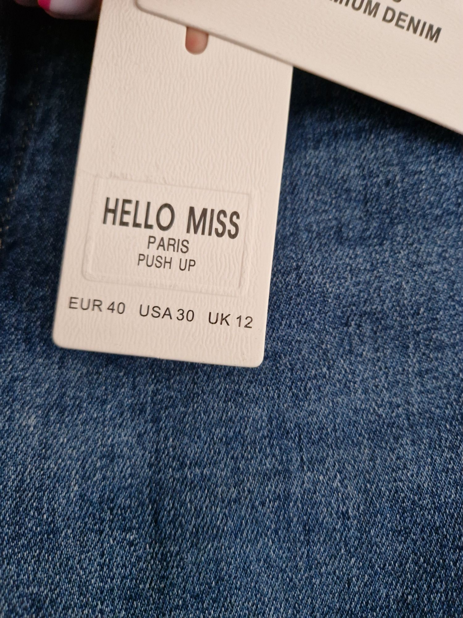 Jeansy Push-up Hello miss paris
