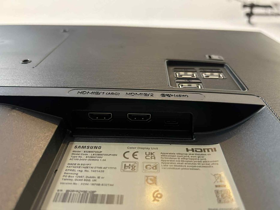 Samsung Smart M7