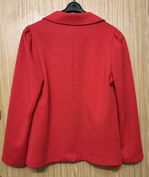 Wełniana czerwona marynarka damska 38