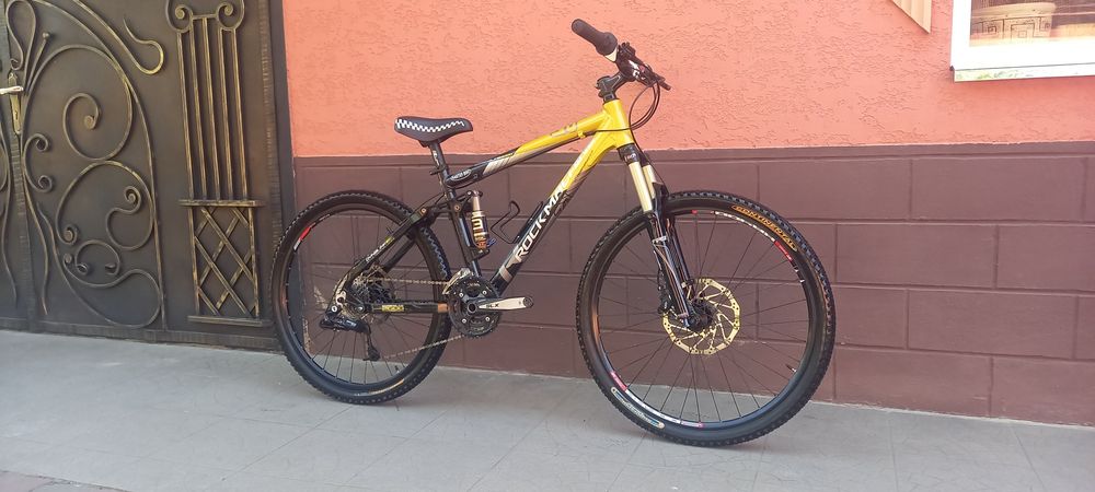 Rock Mashine, Sram X-7, Shimano SLX, DT Swiss, SR Santour