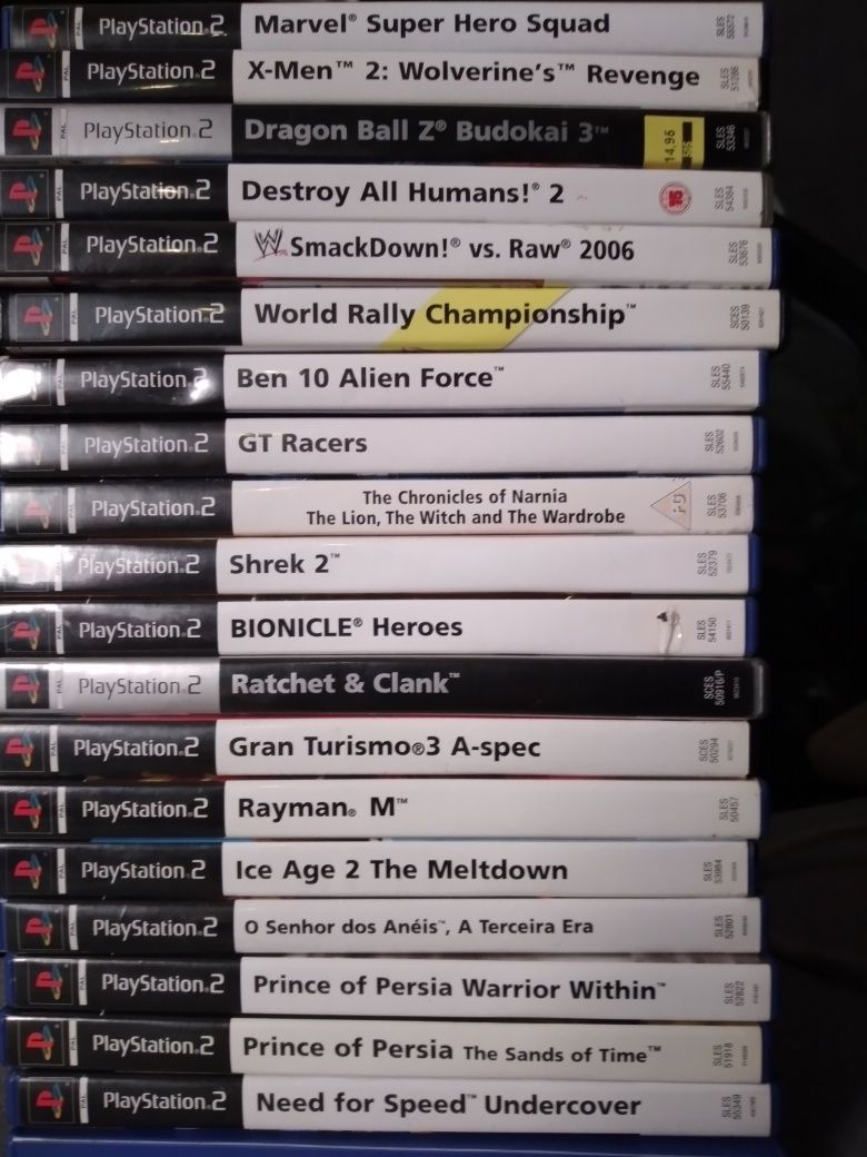 Jogos ps2  e cabos e comando remoto